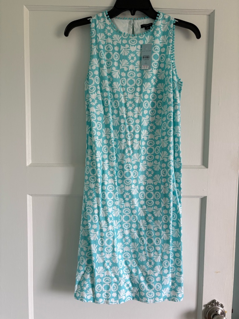 Ann Taylor Aqua and White Floral Sleeveless Shift Dress